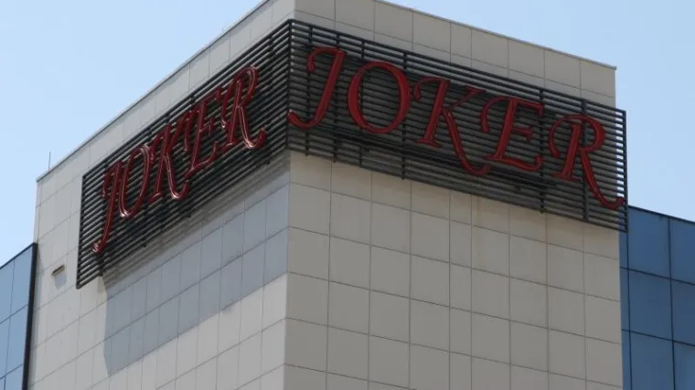 Dva samoubojstva u dva dana: mladić se bacio s krova trgovačkog centra