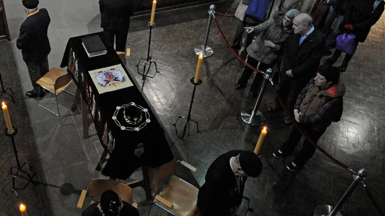 Pola tisućljeća nakon smrti kralja pokopali uz kraljevske počasti