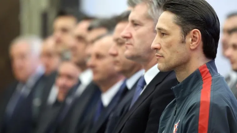 Huligani napali delegaciju HNS-a: Martinac dobio nekoliko udaraca, Vrbanović pogođen bocom