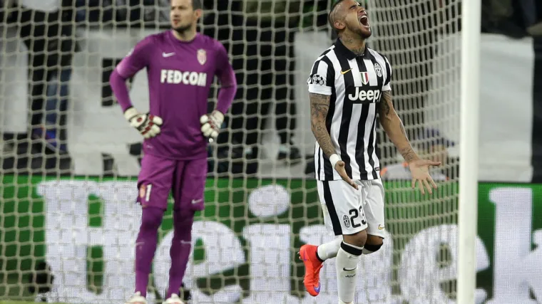 Juve svladao Monaco: Suba&scaron;ić nije imao nikakve &scaron;anse protiv Vidala!