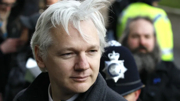 Julian Assange pristao na ispitivanje u Londonu