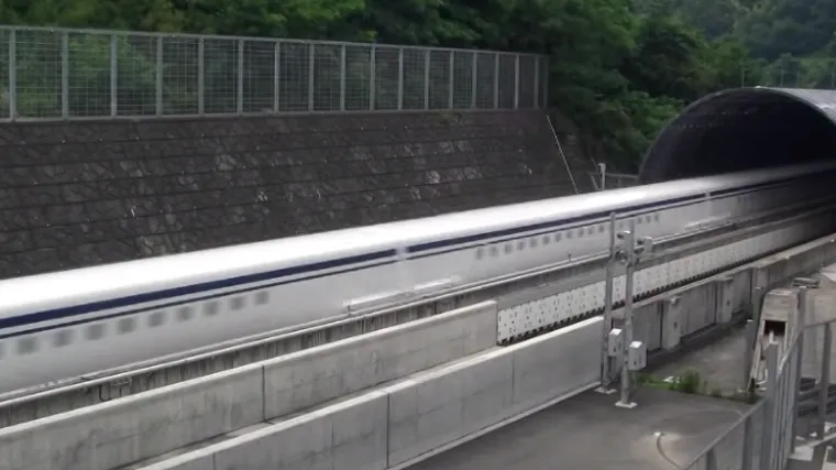 Moderni japanski vlak oborio rekord: jurio brzinom od 590 kilometara na sat!