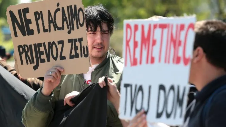 Sedmero prosvjednika protiv Bandića: 'Osoba poput njega ne može voditi grad'