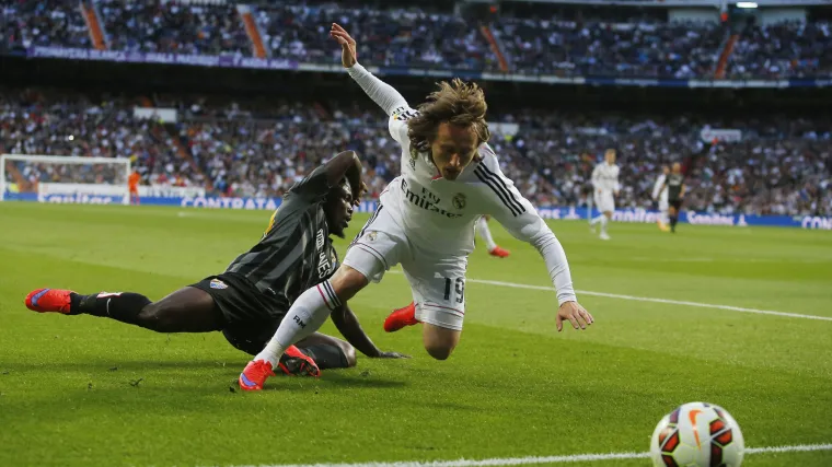 Liječnik Vatrenih prozvao Ancelottija: 'On je kriv za stradanje Modrića'