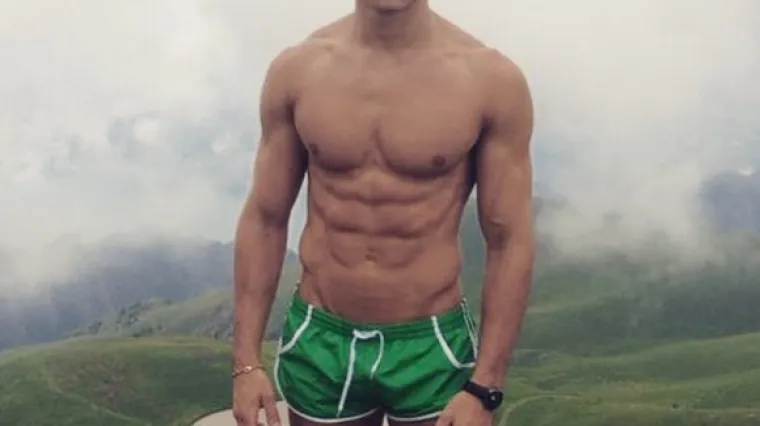 Jedan dan profesor matematike, drugi dan maneken na pistama!