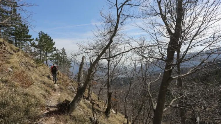 Čuvar prona&scaron;ao granate u Parku prirode Velebit