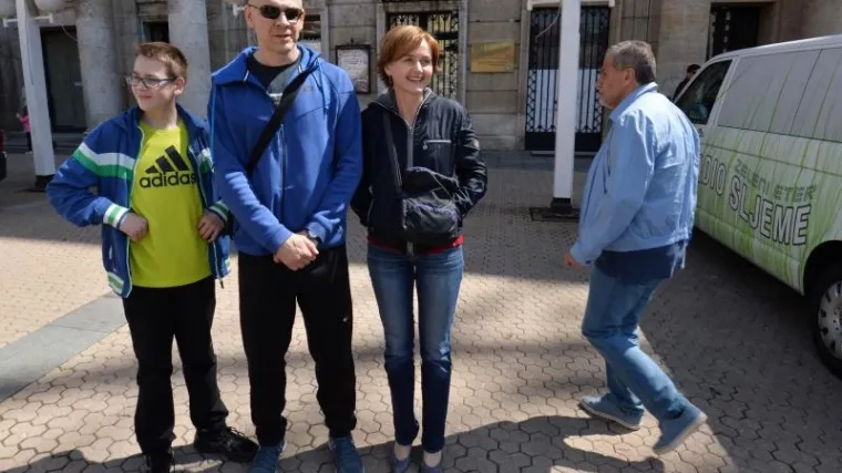 Kao da se ne poznaju: pogledajte kako je Bandić projurio pored &Scaron;valjek