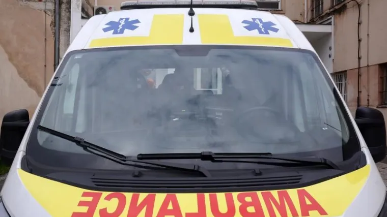 Učenici zavr&scaron;ili u bolnici nakon &scaron;to su konzumirali osvježivač zraka!