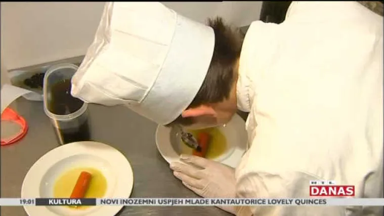 Specijaliteti molekularne kuhinje: pjena od povrća, vrući sladoled ili kavijar od dinje!