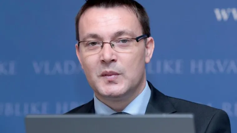 'O odluci Grabar-Kitarović mi&scaron;ljenje bi trebalo dati Povjerenstvo za sukob interesa'