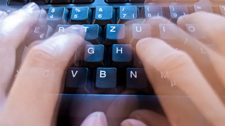 Četvorica mladića putem interneta nelegalno zaradila 140.000 kuna