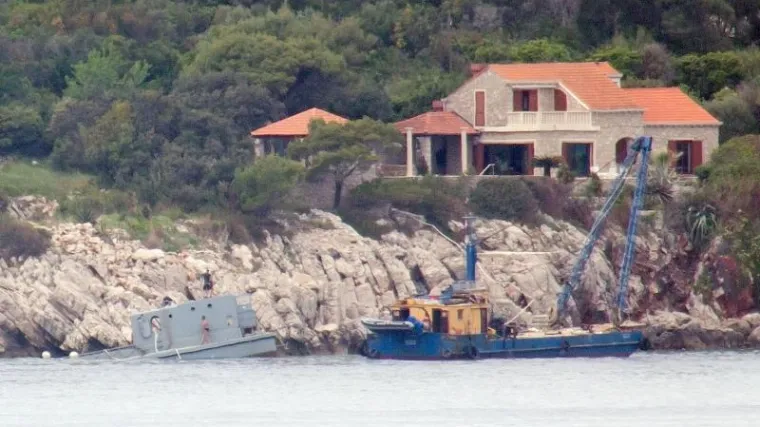 Teretni brod potonuo u dubrovačkom akvatoriju, posada spašena