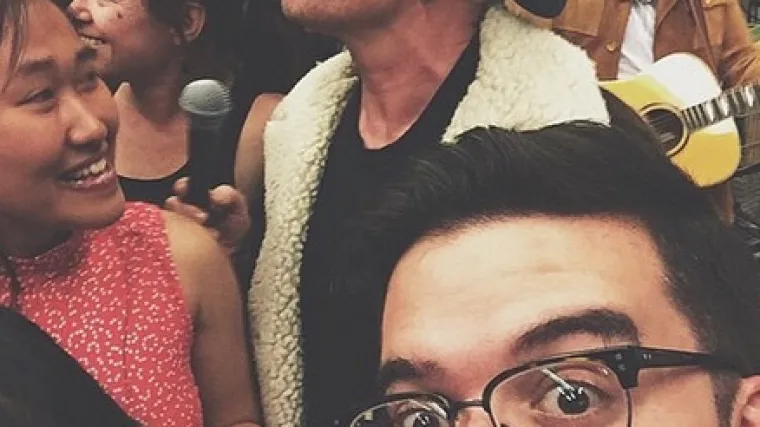 Članovi U2-a se maskirali i svirali na stanici podzemne!