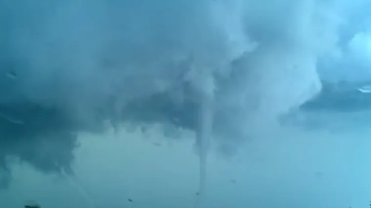 Njemačku pogodio tornado: poginuo mladić, jo&scaron; 30 ljudi ozlijeđeno