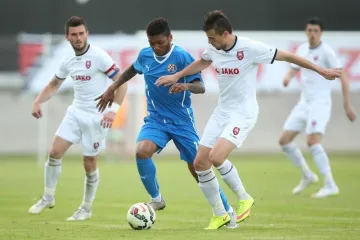 Henriquez doveo 'Modre' u vodstvo, Jurendić iz jedanaesterca zabio za bod Zagreba