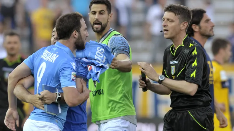 Napolitanci vrijeđali suparničke igrače jer ih nisu pustili da pobijede