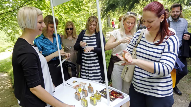 Prirodna kozmetika u zagrljaju prirode