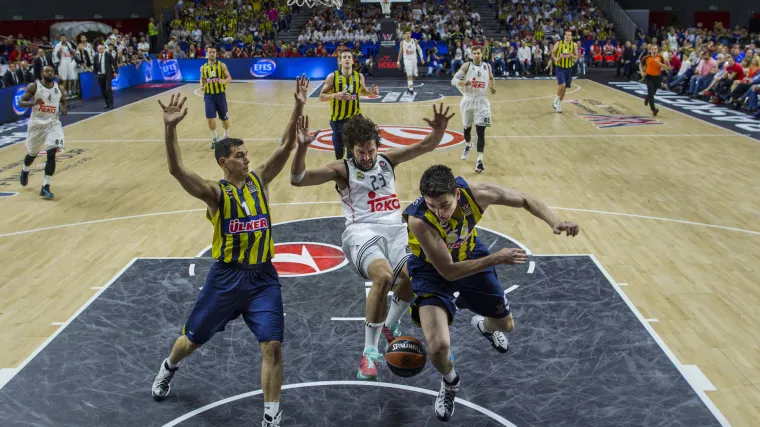 Real porazio Fenerbahce za finale na domaćem terenu, Spanoulis sru&scaron;io favorizirani CSKA