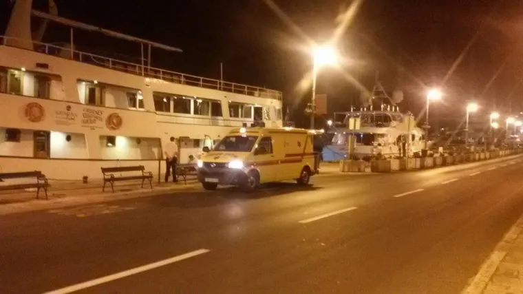 Tragedija u Dubrovniku: starija ženska osoba pala s broda i utopila se