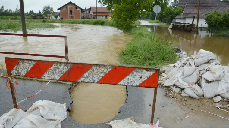 'Problema u Karlovcu jo&scaron; uvijek ima, ali uskoro očekujemo pad vodostaja'