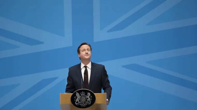 Cameron: 'Plaće ministara i idućih pet godina ostaju zamrznute'