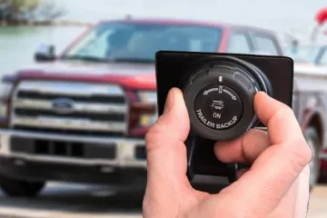 Ford ima minijaturni volan za vožnju u rikverc