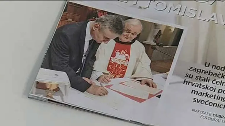 'Karamarko je na vjenčanju izgledao kao kondukter, a Ana se odjenula preziheraški'