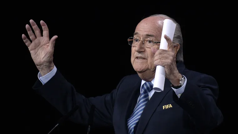Sepp Blatter dobio peti mandat na čelu FIFA-e, Ali se povukao nakon prvog kruga