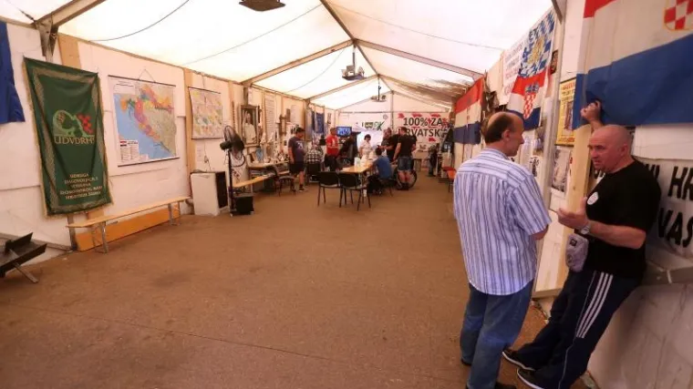 RTL Danas doznaje: prosvjednici u &scaron;atoru razmatraju odustajanje od zahtjeva za smjenom Matića