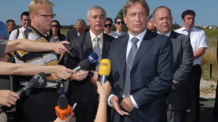 HAC-ove afere postale sinonim za prelijevanje državnog novca u privatne džepove