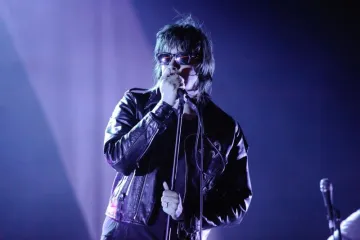 Izgubljen u eksperimentima - Juliane, drž' se Strokesa!