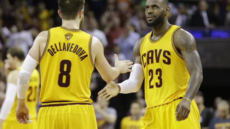 Cleveland slavi Jamesa i 'Dellyja', neočekivanog junaka koji je zavr&scaron;io u bolnici