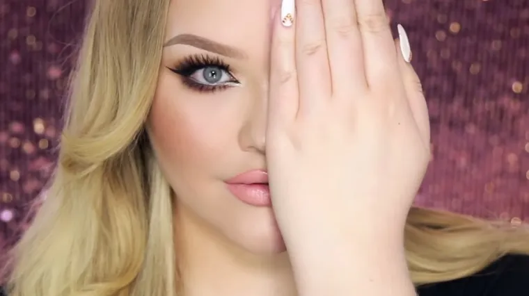 Demonstrirala nevjerojatnu moć &scaron;minke u jednom videu