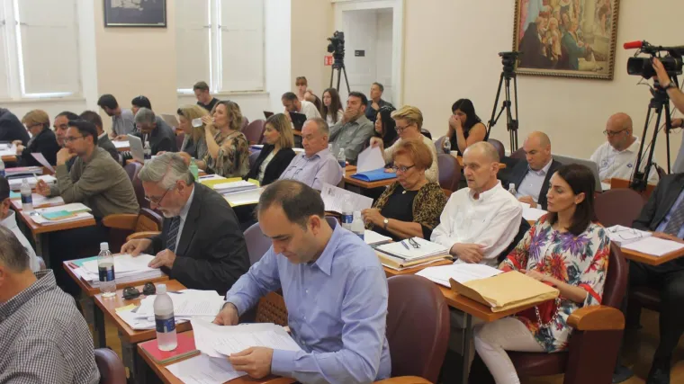 Koalicija predvođena HDZ-om sebe stavlja iznad zakona