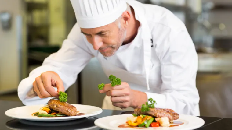 Traži kuhare i nudi plaću od 1.000 eura, na Birou mu se smiju!