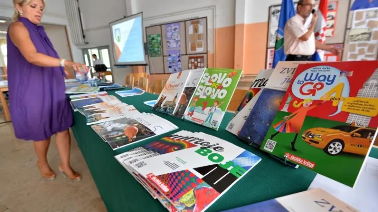 Od sljedeće školske godine opet besplatni udžbenici?