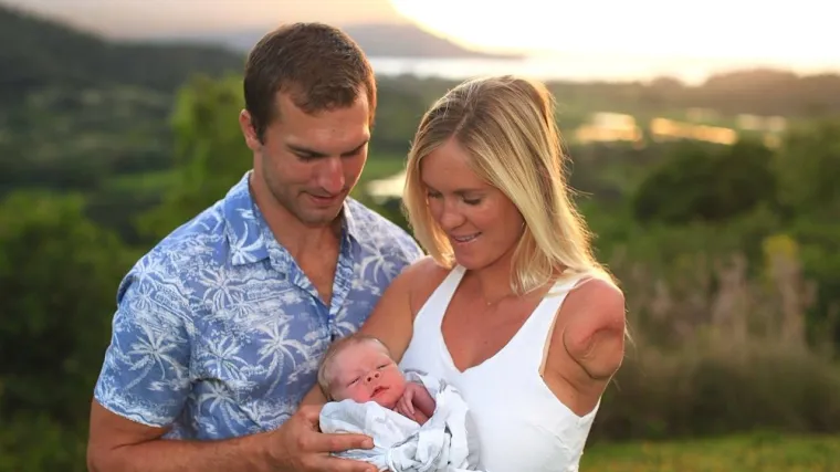 Poznata jednoruka surferica Bethany Hamilton postala majka