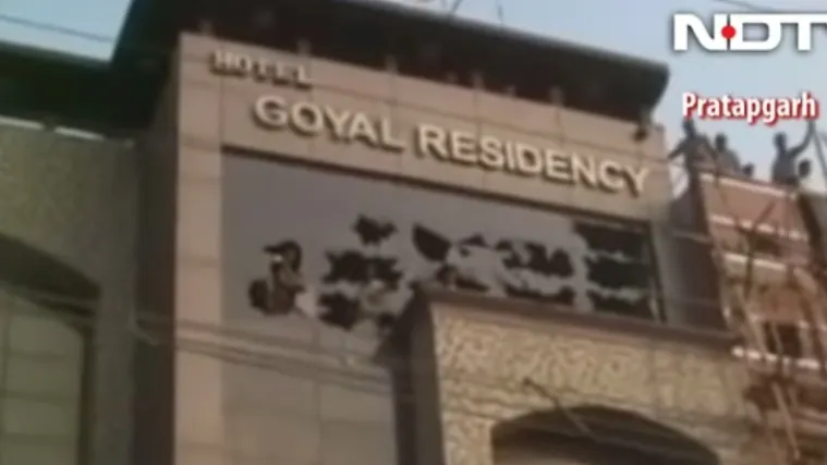 Najmanje deset ljudi poginulo u stravičnom požaru u hotelu na sjeveru Indije