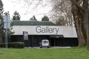 Policija evakuirala klub Gallery zbog dojave o bombi