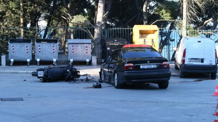 Mladi motociklist preminuo u bolnici