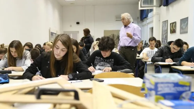 Ispit iz matematike na državnoj maturi pro&scaron;ao bez nepravilnosti