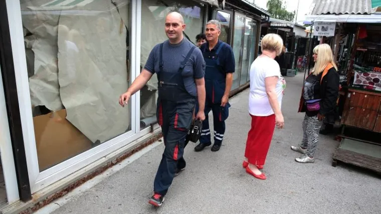 Radnici počeli ru&scaron;iti objekte na Branimircu, ugostitelji traže obećanje da ih neće micati
