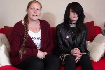 Zamjenik ravnatelja izjavio da je njezina odjeća "neprikladna"