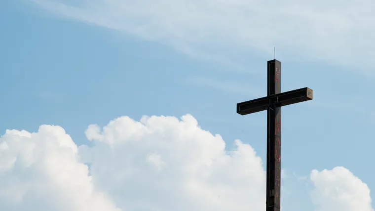 Dvojicu dječaka razapeli jer su prekinuli post