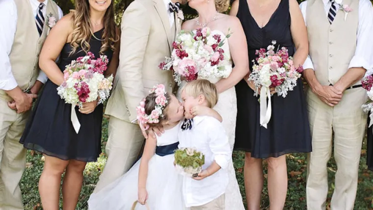 Djeveru&scaron;a jednim poljupcem zasjenila mladu i svatove