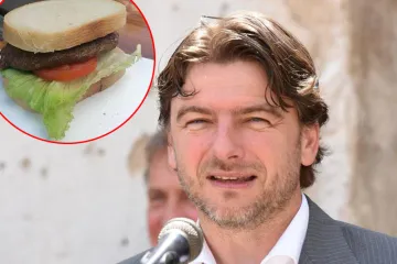 Lorencinu 'specijalitet' s Plitvica smiješan: 'Znate, to je poseban, lički hamburger'