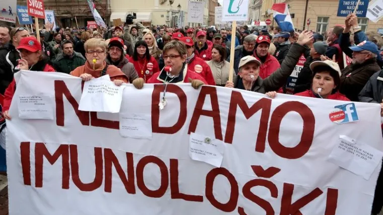 Država će isplaćivati do tri minimalca radnicima u blokiranim tvrtkama