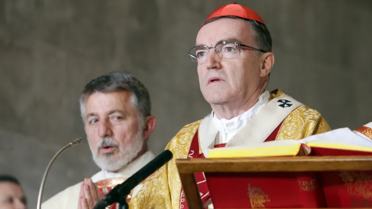 Kardinal Bozanić služio misu za Domovinu: 'Hrvatski puk uznemiren je napadima na Stepinca'