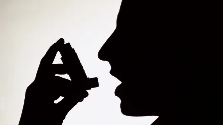 'UMIREM': Očajnički SMS djevojci prije smrti od fatalnog napada astme