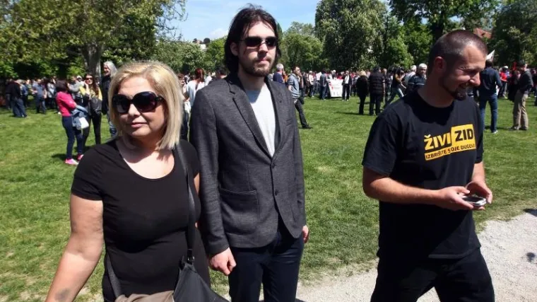 Živi zid podnio kaznenu prijavu zbog zbog namje&scaron;tenih natječaja u gradskoj upravi Vukovara